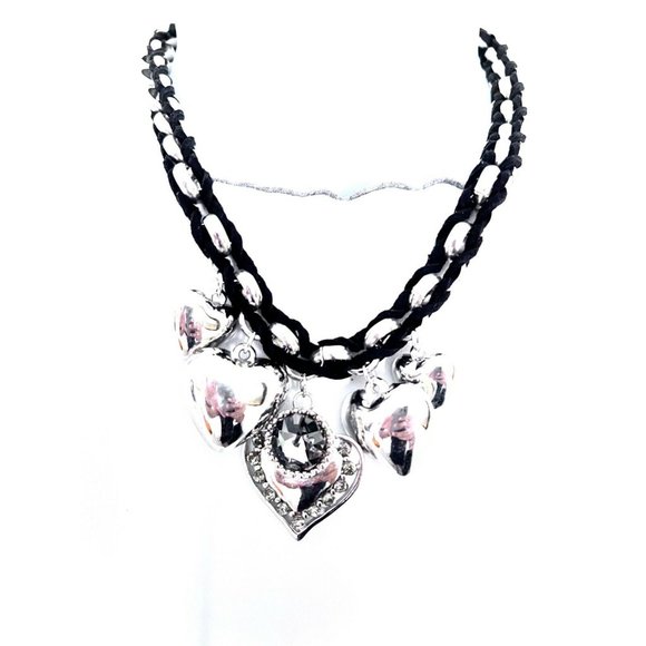 Fashion Chain Necklace with Heart Pendants - Picture 4 of 5